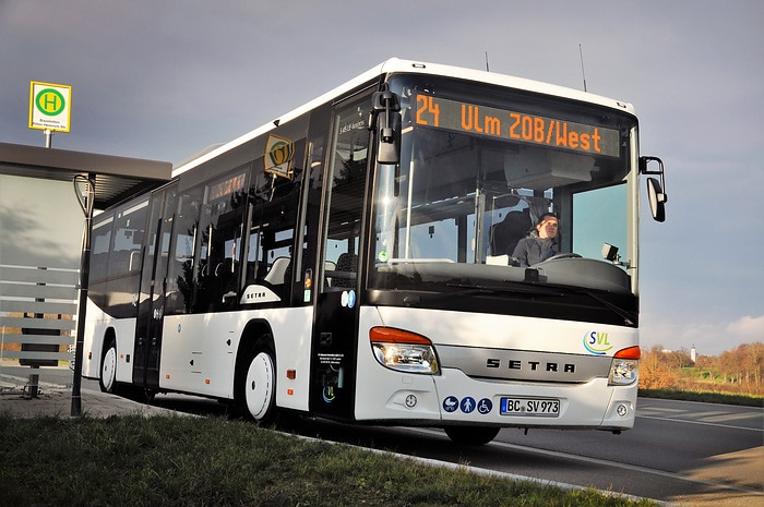 Mit dem Setra zum neuen ICE-Bahnhof