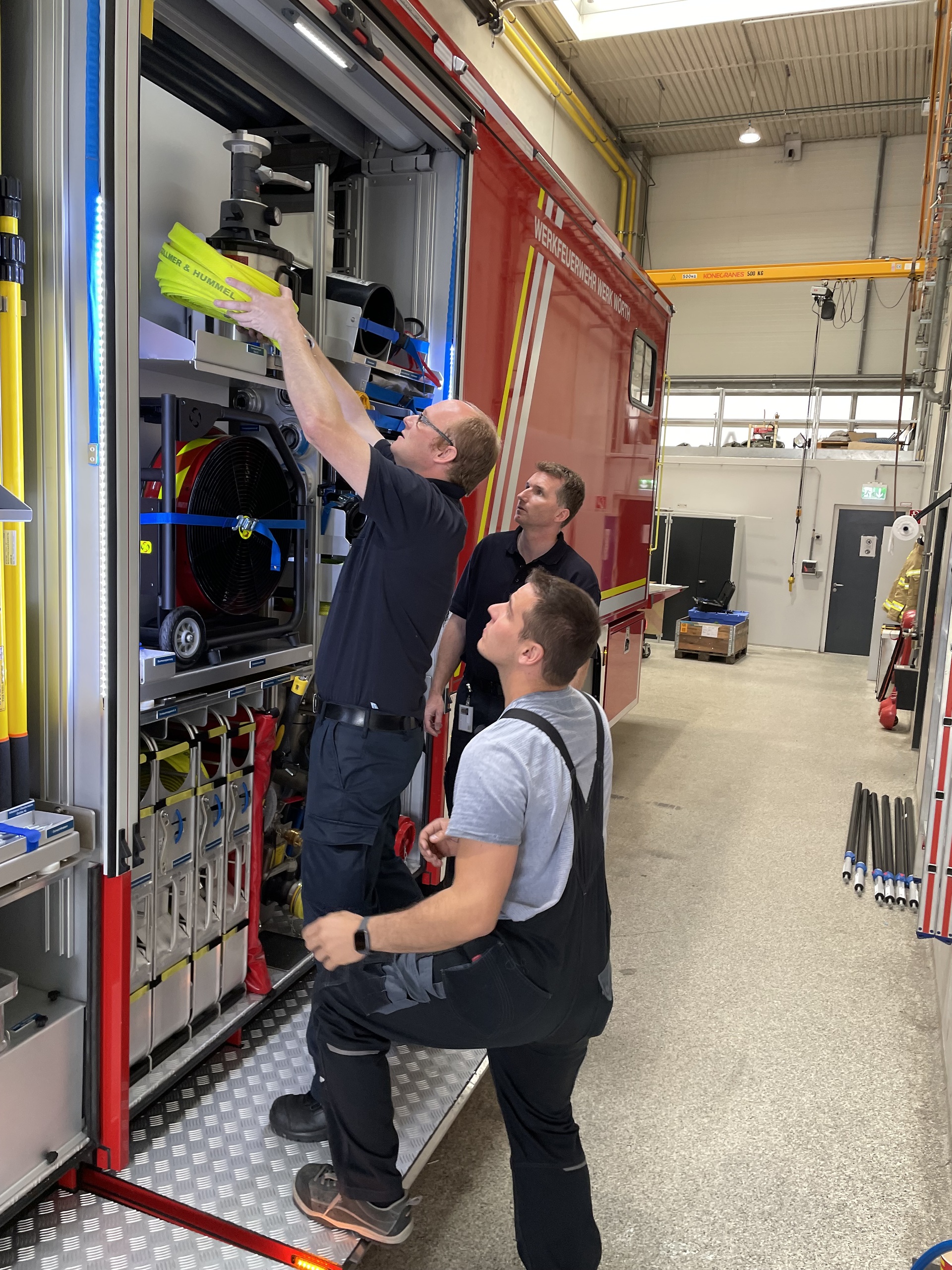 Econic 2635 Industrielöschfahrzeug mit Empl Aufbau Ein Econic für alle Fälle: Einzigartiges Löschfahrzeug für die Feuerwehr des Lkw-Montagewerks Wörth