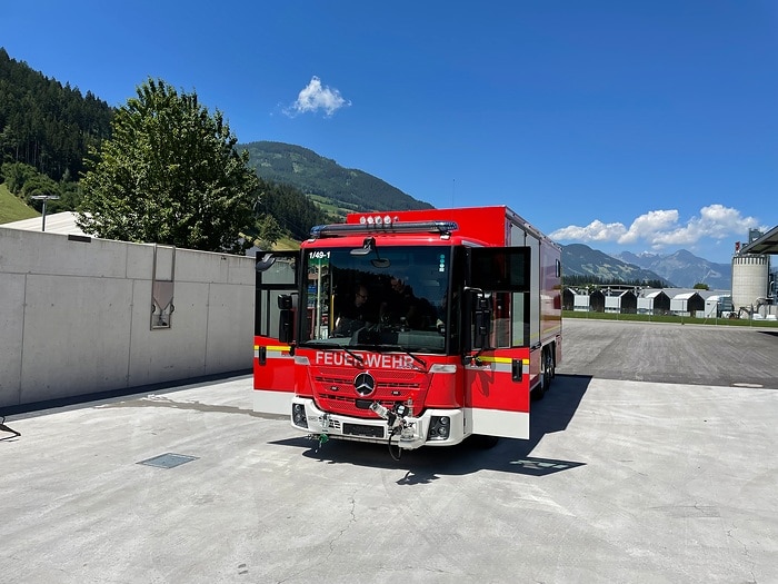 Ein Econic für alle Fälle: Einzigartiges Löschfahrzeug für die Feuerwehr des Lkw-Montagewerks Wörth