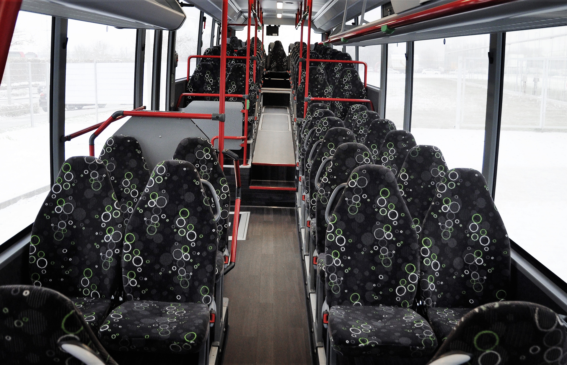 The five new S 418 LE business vehicles from Regiobus Mittelsachsen GmbH are each equipped with 55 seats. 39 Setra Low Entry buses for vehicle fleets in Saxony and Thuringia