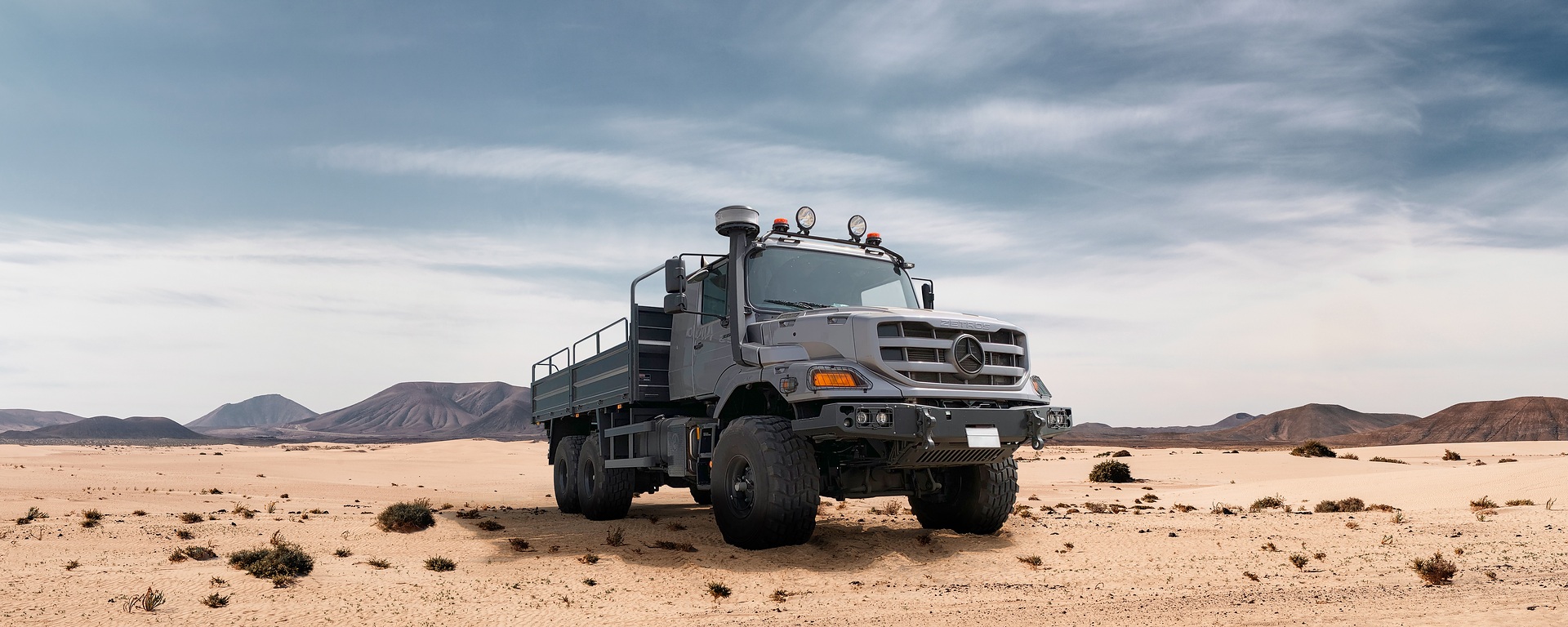 Built for logistical and tactical challenges: Mercedes-Benz Special Trucks will be showcasing tailor-made military trucks for demanding operations even under extreme conditions at IDEX 2023 in Abu Dhabi Built for logistical and tactical challenges: Mercedes-Benz Special Trucks will be showcasing tailor-made military trucks for demanding operations even under extreme conditions at IDEX 2023 in Abu Dhabi