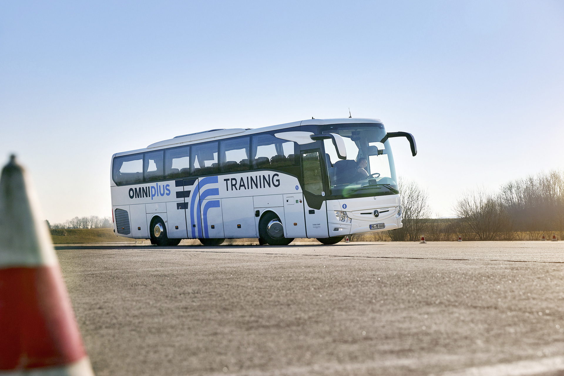 30 years, 20,000 trained drivers, one objective: Preventing accidents with targeted bus/touring coach driver safety training 30 years, 20,000 trained drivers, one objective: Preventing accidents with targeted bus/touring coach driver safety training