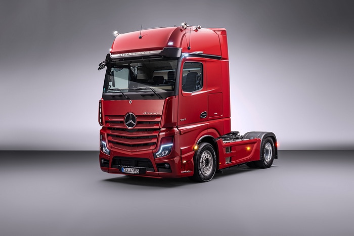 Daimler Truck Financial Services starts in France