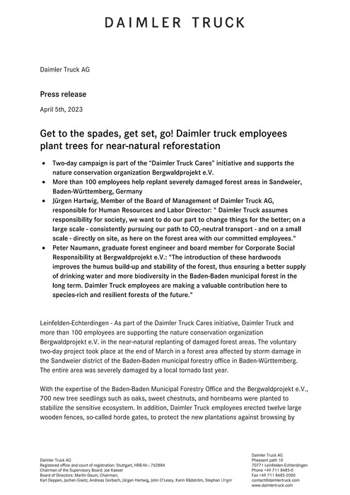 Get to the spades, get set, go! Daimler Truck employees plant trees for near-natural reforestation