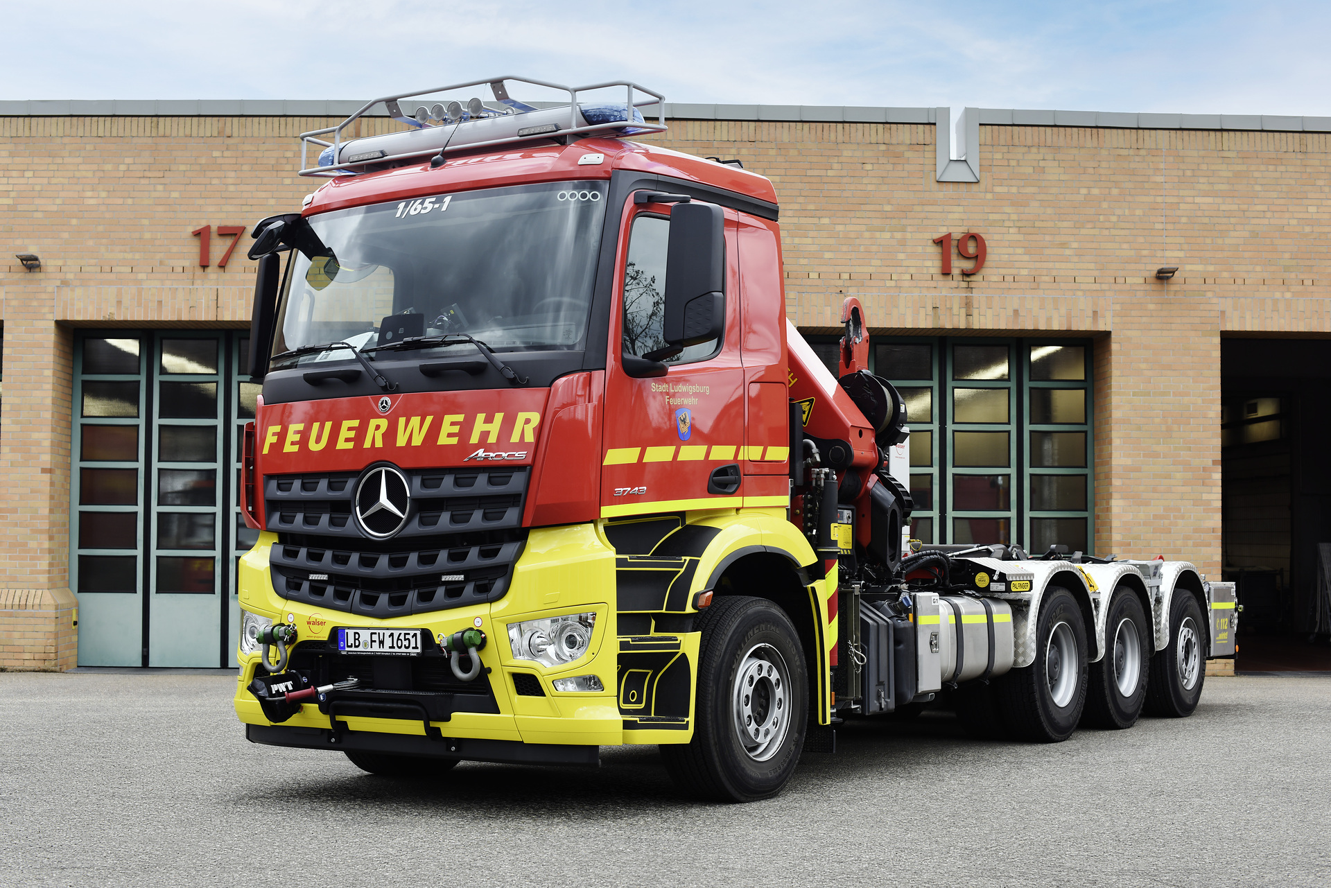 Truckeinsatz im Alarmfall – neuer Mercedes-Benz Arocs für die Ludwigsburger Feuerwehr