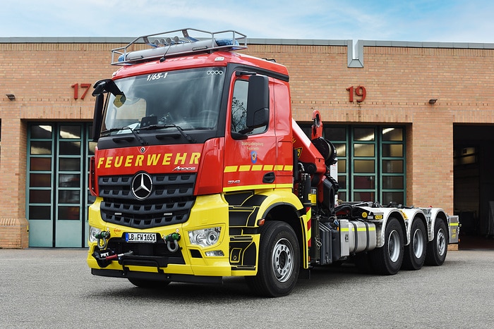 Truckeinsatz im Alarmfall – neuer Mercedes-Benz Arocs für die Ludwigsburger Feuerwehr