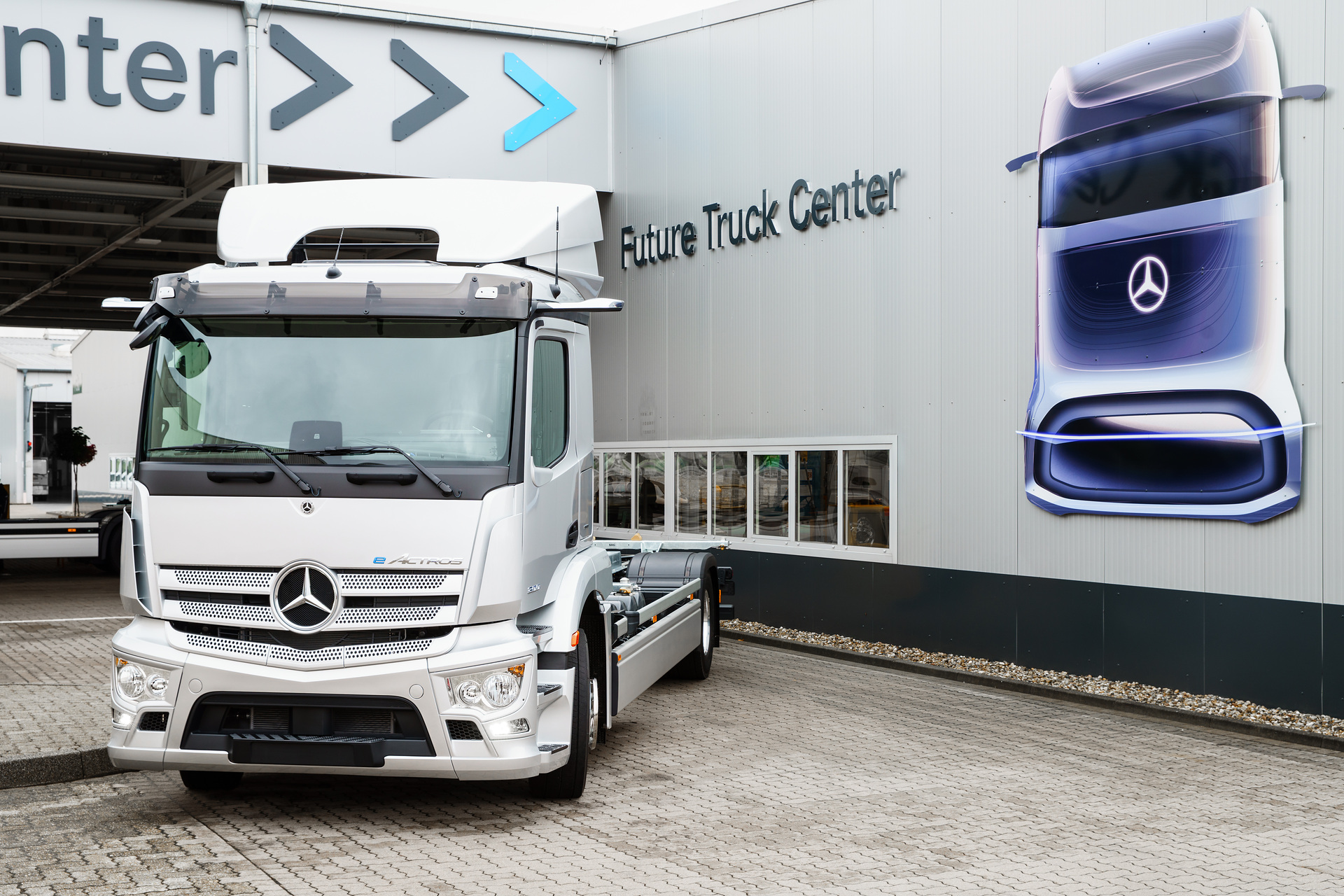 60 Jahre Mercedes-Benz Trucks in Wörth: Das Lkw-Werk startet ins Jubiläumsjahr