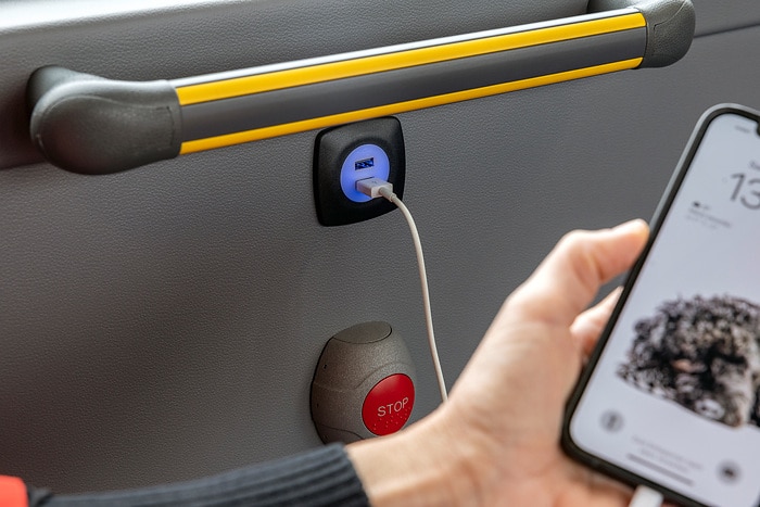 Der vollelektrisch angetriebene Stadtbus Mercedes-Benz eCitaro mit Batterien der neuesten Generation