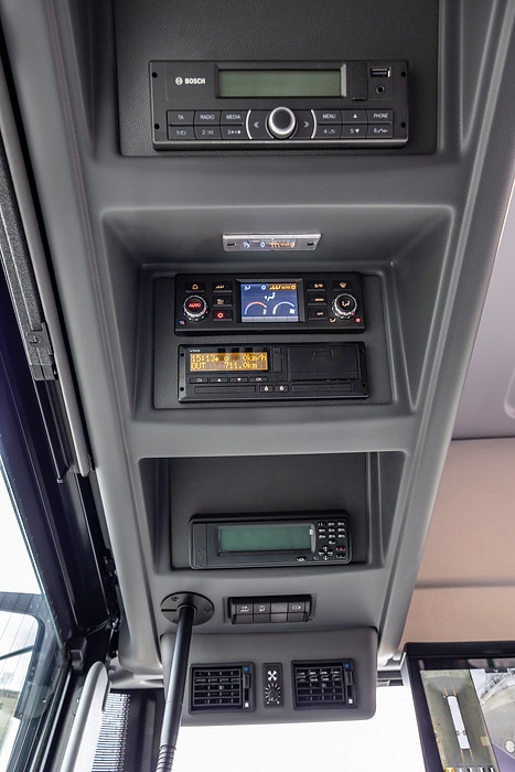 The all-electric Mercedes-Benz eCitaro city bus with the latest generation of batteries