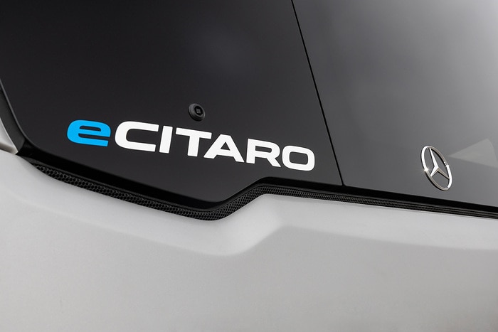 Der vollelektrisch angetriebene Stadtbus Mercedes-Benz eCitaro mit Batterien der neuesten Generation