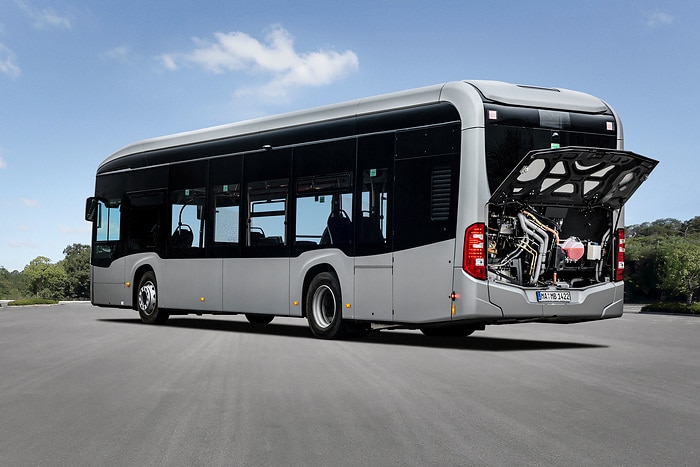 Der vollelektrisch angetriebene Stadtbus Mercedes-Benz eCitaro mit Batterien der neuesten Generation