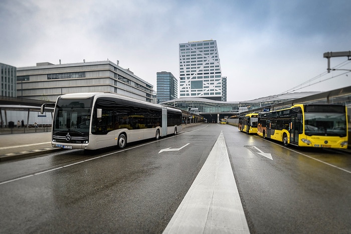 Daimler Buses liefert 35 vollelektrische Gelenkbusse Mercedes-Benz eCitaro in die Niederlande