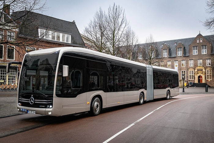 Daimler Buses to deliver 35 fully electric, articulated Mercedes-Benz eCitaro buses to the Netherlands