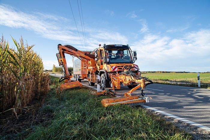 Reliable powerhouse even for the green sector: Mercedes-Benz Special Trucks presents the great diversity of the Unimog at the Demopark open-air exhibition