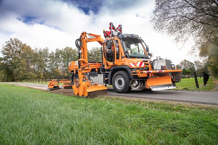 Reliable powerhouse even for the green sector: Mercedes-Benz Special Trucks presents the great diversity of the Unimog at the Demopark open-air exhibition