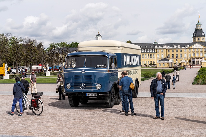 Celebration for classic vehicle fans in Karlsruhe: Mercedes-Benz Trucks with classic vehicle highlights at the “Tribute to Carl Benz”