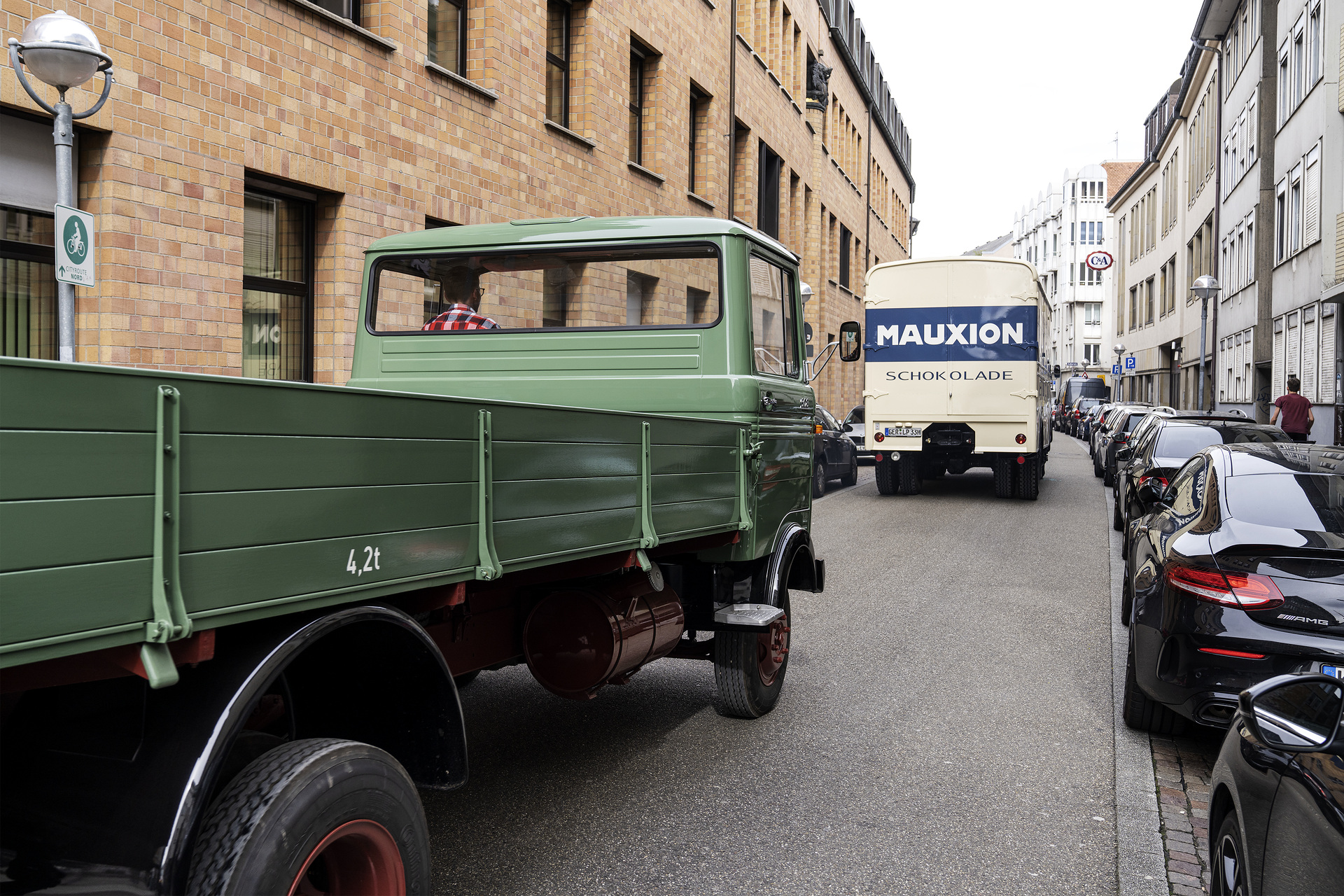 Celebration for classic vehicle fans in Karlsruhe: Mercedes-Benz Trucks with classic vehicle highlights at the “Tribute to Carl Benz”