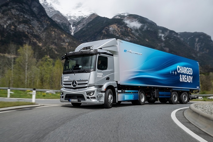 Mit Batterie und Wasserstoff auf Alpentour – CO2-neutrale Lkw von Daimler Truck zeigen ihr Können