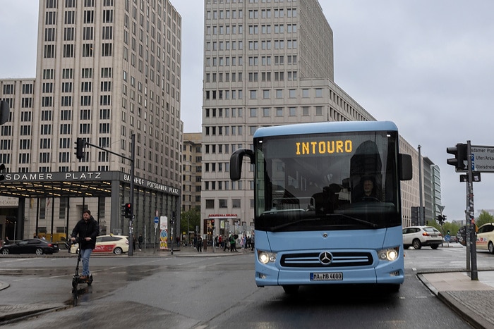Test Vehicle Intouro 2021_2022 Exterier