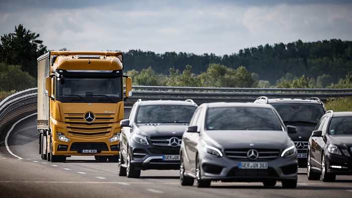 One million Active Brake Assist emergency braking assistants sold: Daimler Truck celebrates milestone for safety in trucks and buses