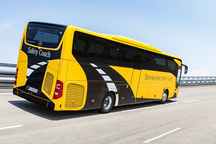 One million Active Brake Assist emergency braking assistants sold: Daimler Truck celebrates milestone for safety in trucks and buses