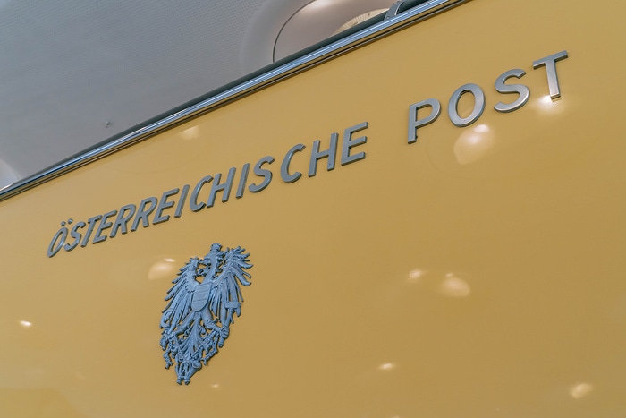 In diesem Mercedes-Benz Omnibus geht bis in die 1970er-Jahre die Post ab