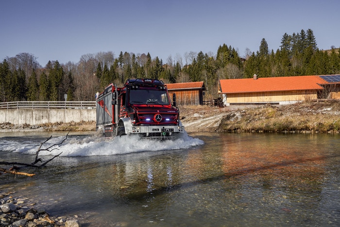 Mercedes-Benz Unimog U 5023 auf der Demopark 2023: bewährter Katastrophenhelfer für Städte und Kommunen in extremen Wettersituationen