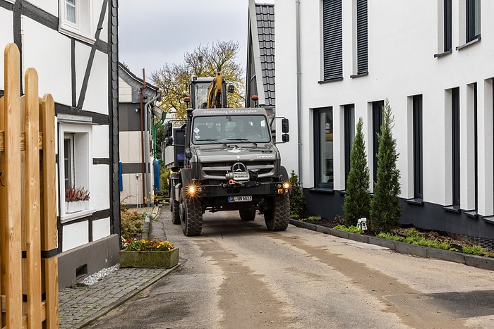 Mercedes-Benz Unimog U 5023 auf der Demopark 2023: bewährter Katastrophenhelfer für Städte und Kommunen in extremen Wettersituationen