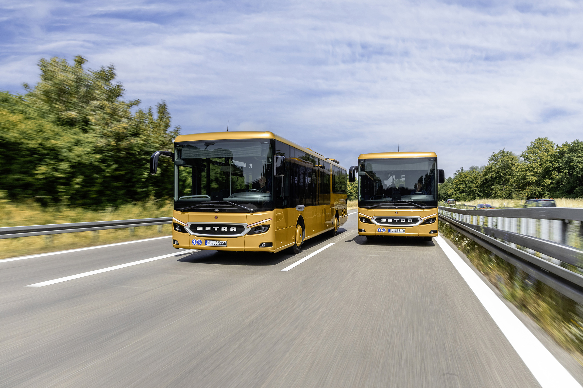Setra MultiClass 500 LE, S 510 LE, S 515 LE, Honiggelb metallic Pressefahrt Schwäbisch Gmünd: Die neue Setra MultiClass 500 LE