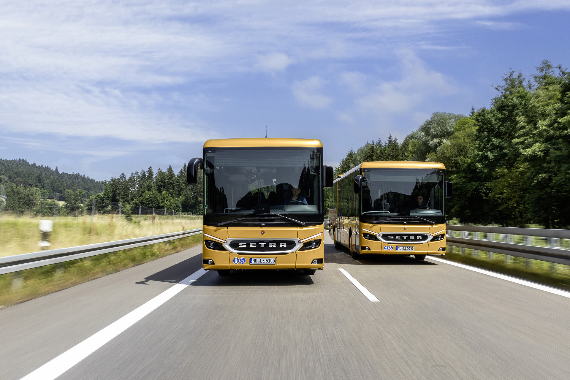 Setra MultiClass 500 LE, S 510 LE, S 515 LE, Honiggelb metallic Pressefahrt Schwäbisch Gmünd: Die neue Setra MultiClass 500 LE