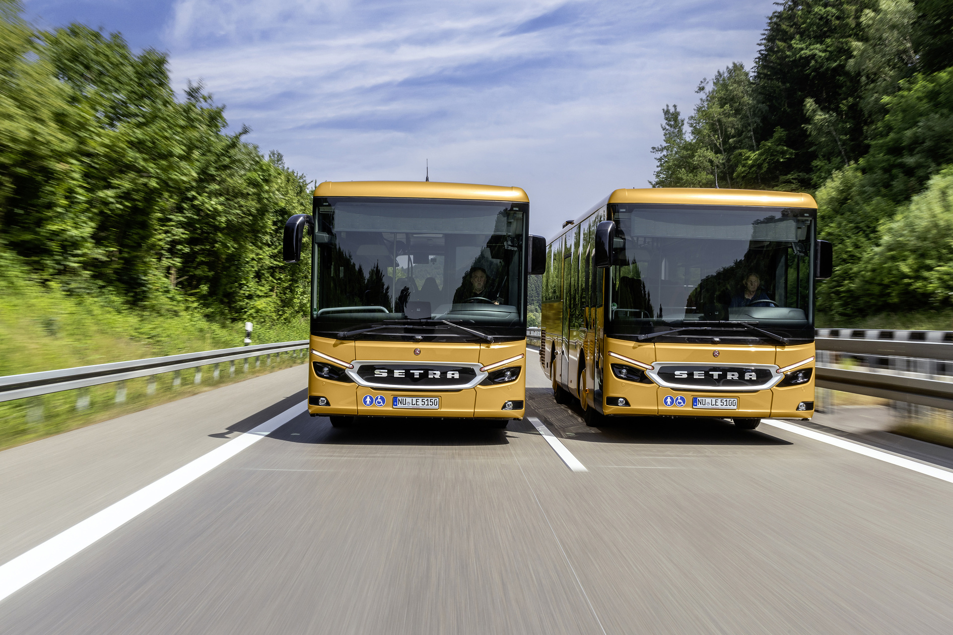 Setra MultiClass 500 LE, S 510 LE, S 515 LE, Honiggelb metallic Pressefahrt Schwäbisch Gmünd: Die neue Setra MultiClass 500 LE
