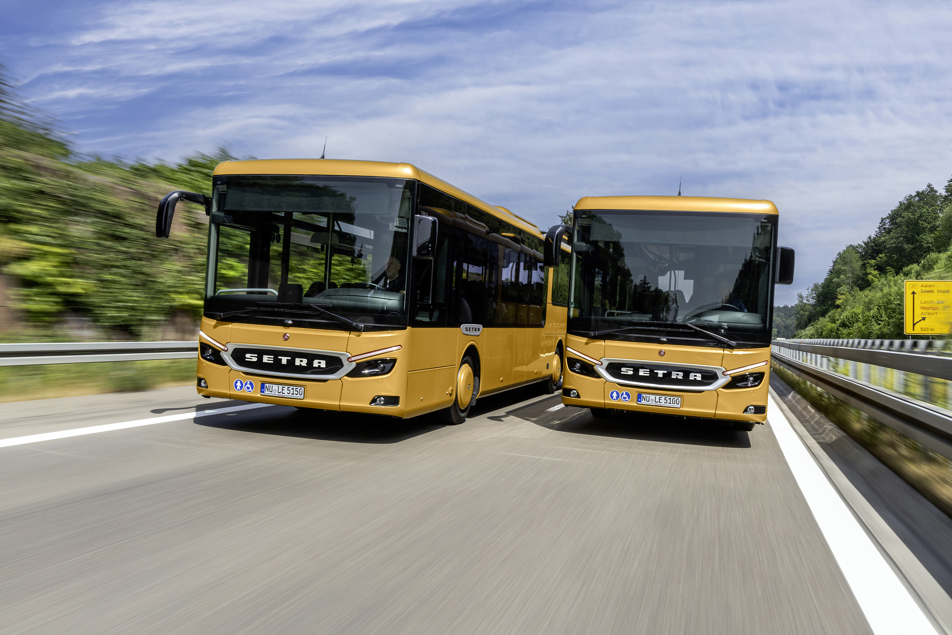 Setra MultiClass 500 LE, S 510 LE, S 515 LE, Honiggelb metallic Pressefahrt Schwäbisch Gmünd: Die neue Setra MultiClass 500 LE