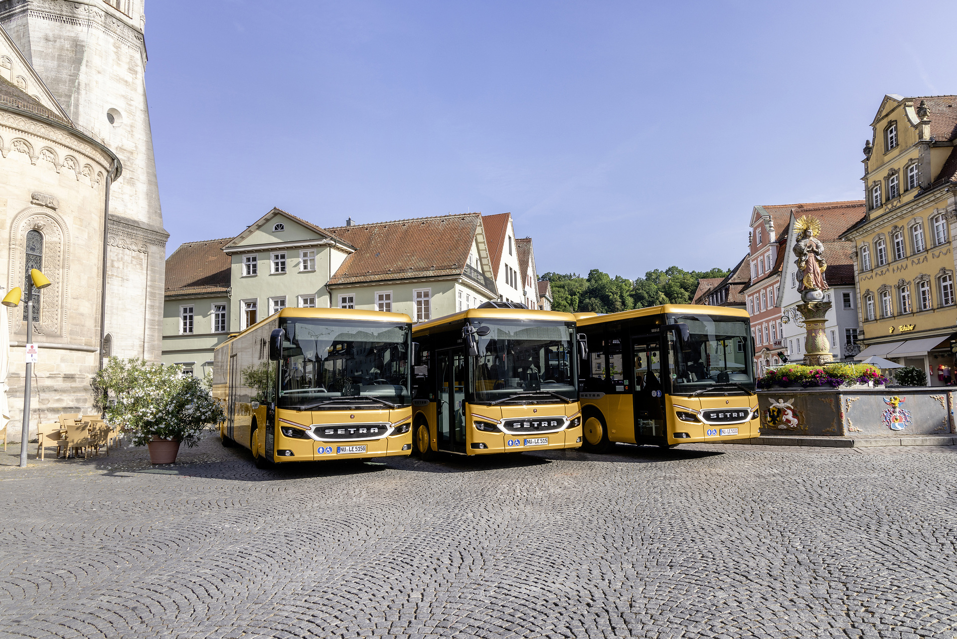 Setra MultiClass 500 LE, S 510 LE, S 515 LE, Honiggelb metallic Pressefahrt Schwäbisch Gmünd: Die neue Setra MultiClass 500 LE