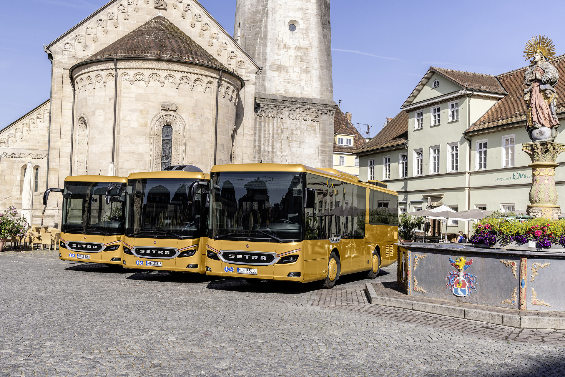 Setra MultiClass 500 LE, S 510 LE, S 515 LE, Honiggelb metallic Pressefahrt Schwäbisch Gmünd: Die neue Setra MultiClass 500 LE