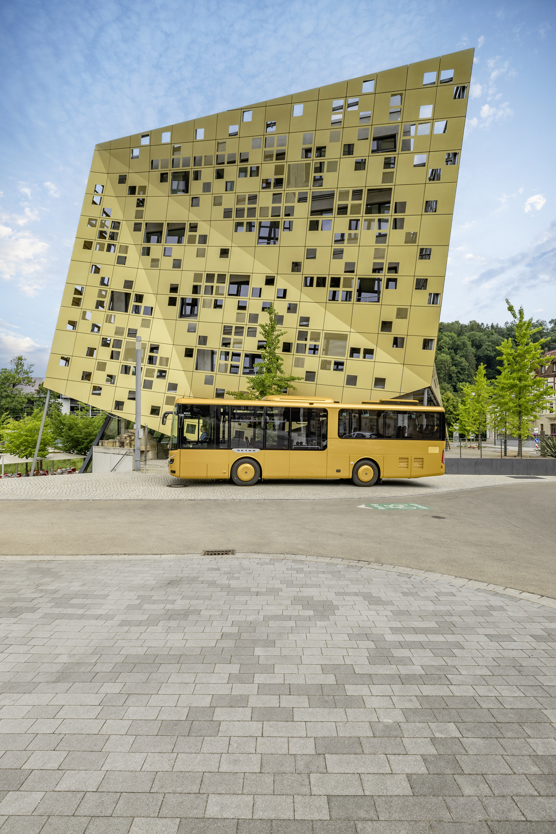 Setra MultiClass 500 LE, S 510 LE, Honiggelb metallic Pressefahrt Schwäbisch Gmünd: Setra MultiClass 500 LE
