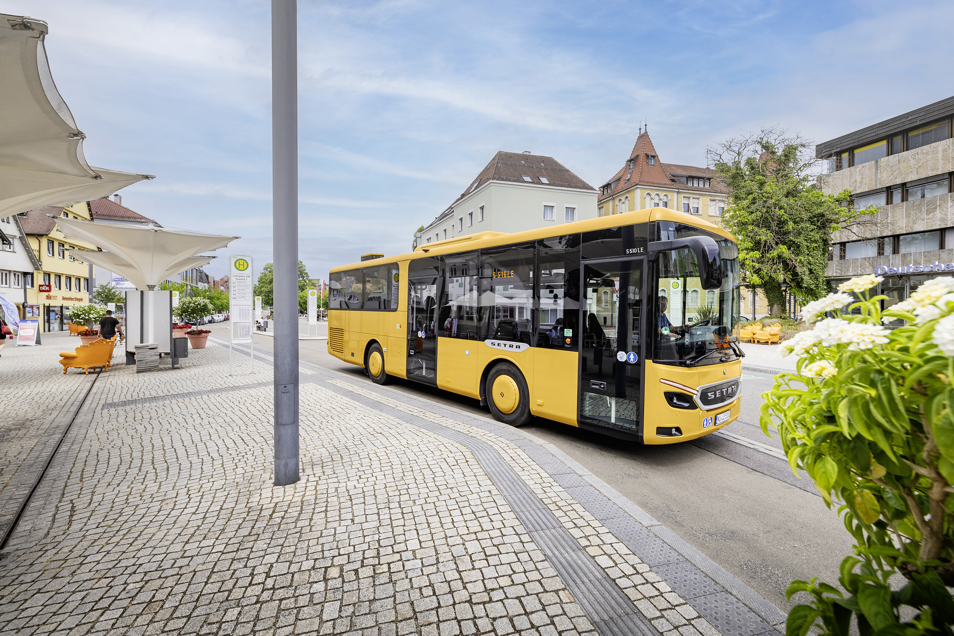 Setra MultiClass 500 LE, S 510 LE, Honiggelb metallic Pressefahrt Schwäbisch Gmünd: Setra MultiClass 500 LE
