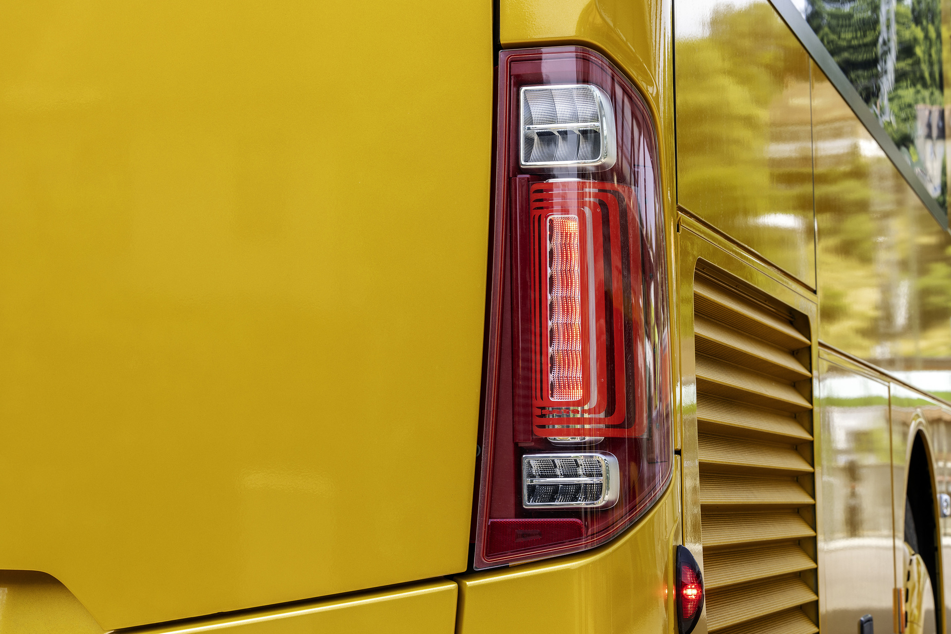 Setra MultiClass 500 LE, S 510 LE, Honiggelb metallic Pressefahrt Schwäbisch Gmünd: Setra MultiClass 500 LE