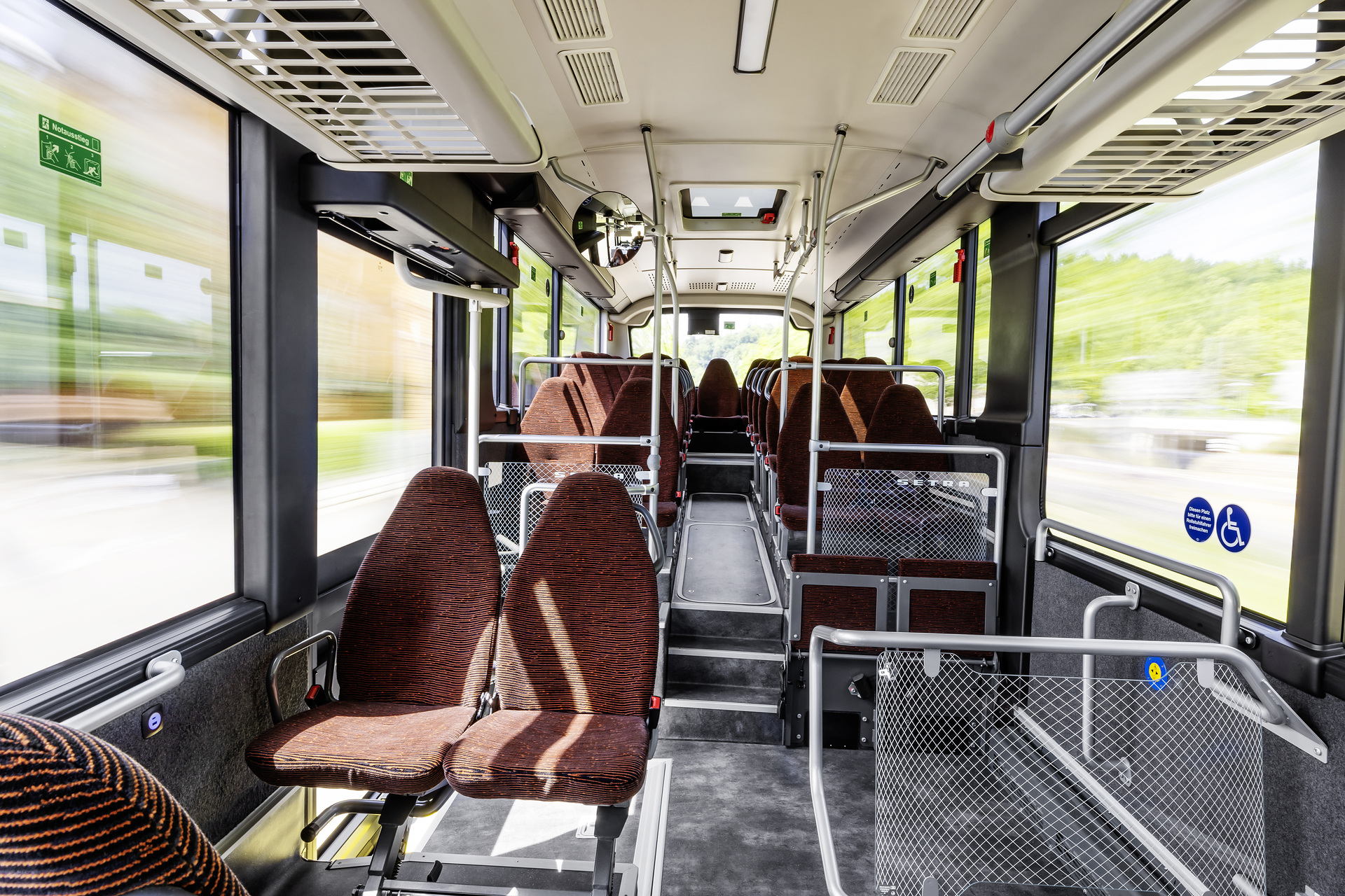 Setra MultiClass 500 LE, S 510 LE, Honiggelb metallic Pressefahrt Schwäbisch Gmünd: Setra MultiClass 500 LE