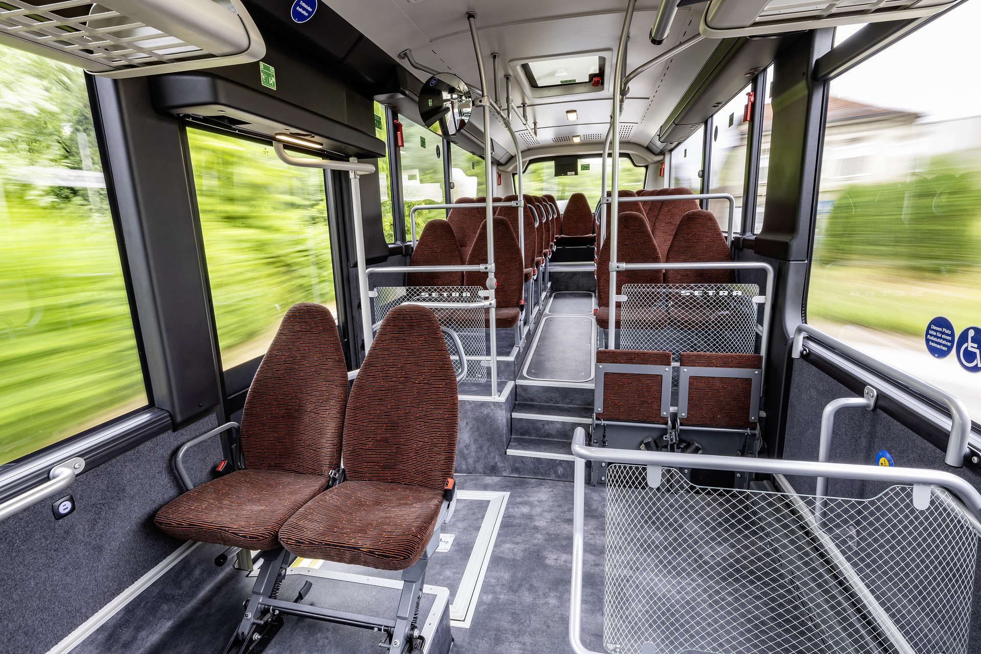 Setra MultiClass 500 LE, S 510 LE, Honiggelb metallic Pressefahrt Schwäbisch Gmünd: Setra MultiClass 500 LE
