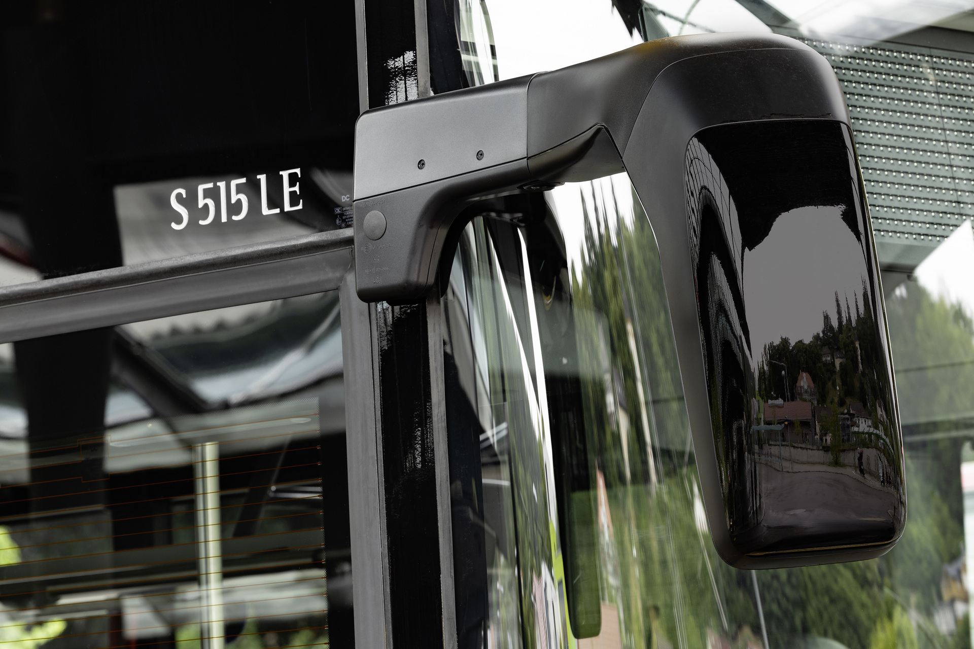 Setra MultiClass 500 LE, S 515 LE, Honiggelb metallic Pressefahrt Schwäbisch Gmünd: Die neue Setra MultiClass 500 LE