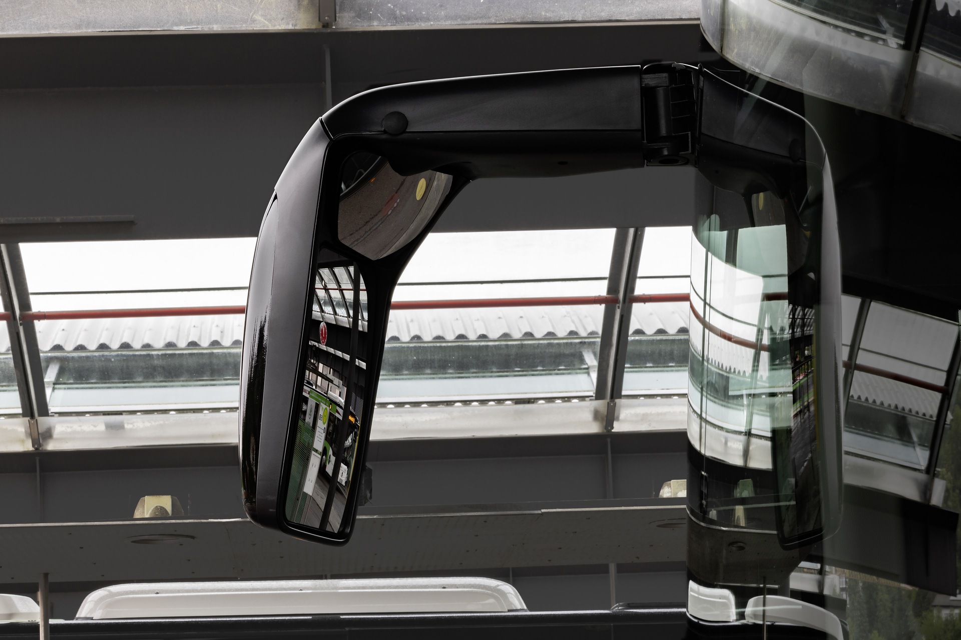 Setra MultiClass 500 LE, S 515 LE, Honiggelb metallic Pressefahrt Schwäbisch Gmünd: Die neue Setra MultiClass 500 LE