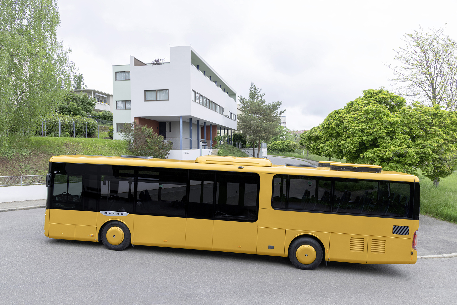 Setra MultiClass 500 LE, S 515 LE, Honiggelb metallic Pressefahrt Schwäbisch Gmünd: Die neue Setra MultiClass 500 LE