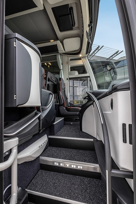 Setra S 515 HD test vehicle