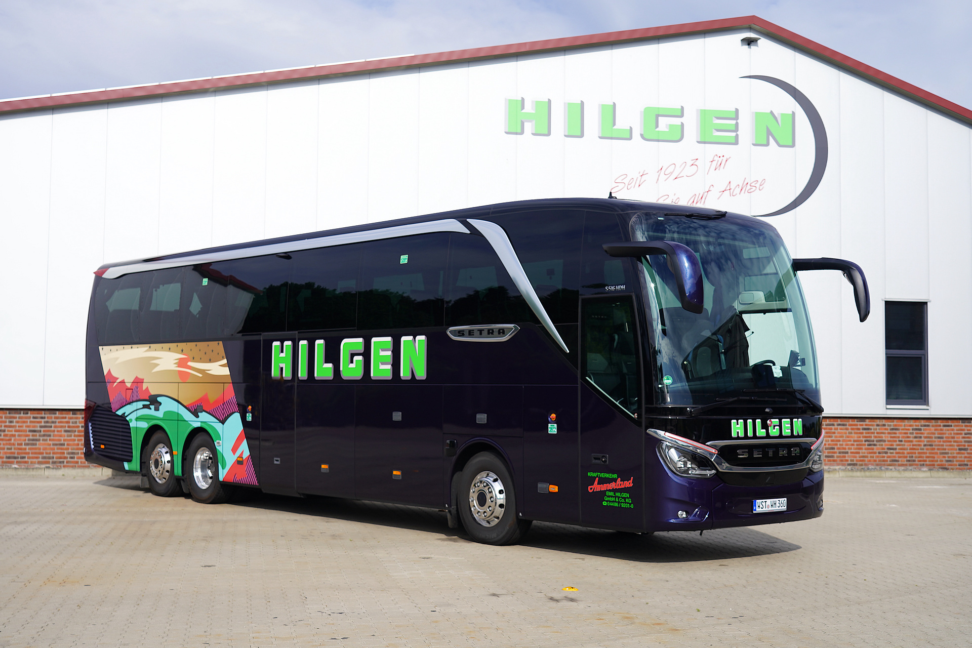 Der Jubiläumsbus zum 100sten Geburtstag: Ein Setra S 516 HDH 100 Jahre Hilgen-Reisen