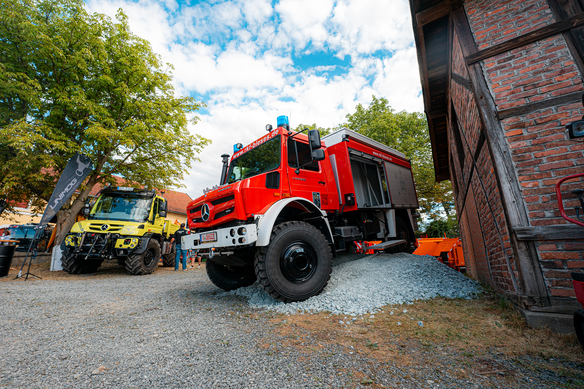 Ein starker Partner für Mercedes-Benz Unimog: KLMV Degelmann feiert 25-jähriges Bestehen Ein starker Partner für Mercedes-Benz Unimog: KLMV GmbH feiert 25-jähriges Bestehen