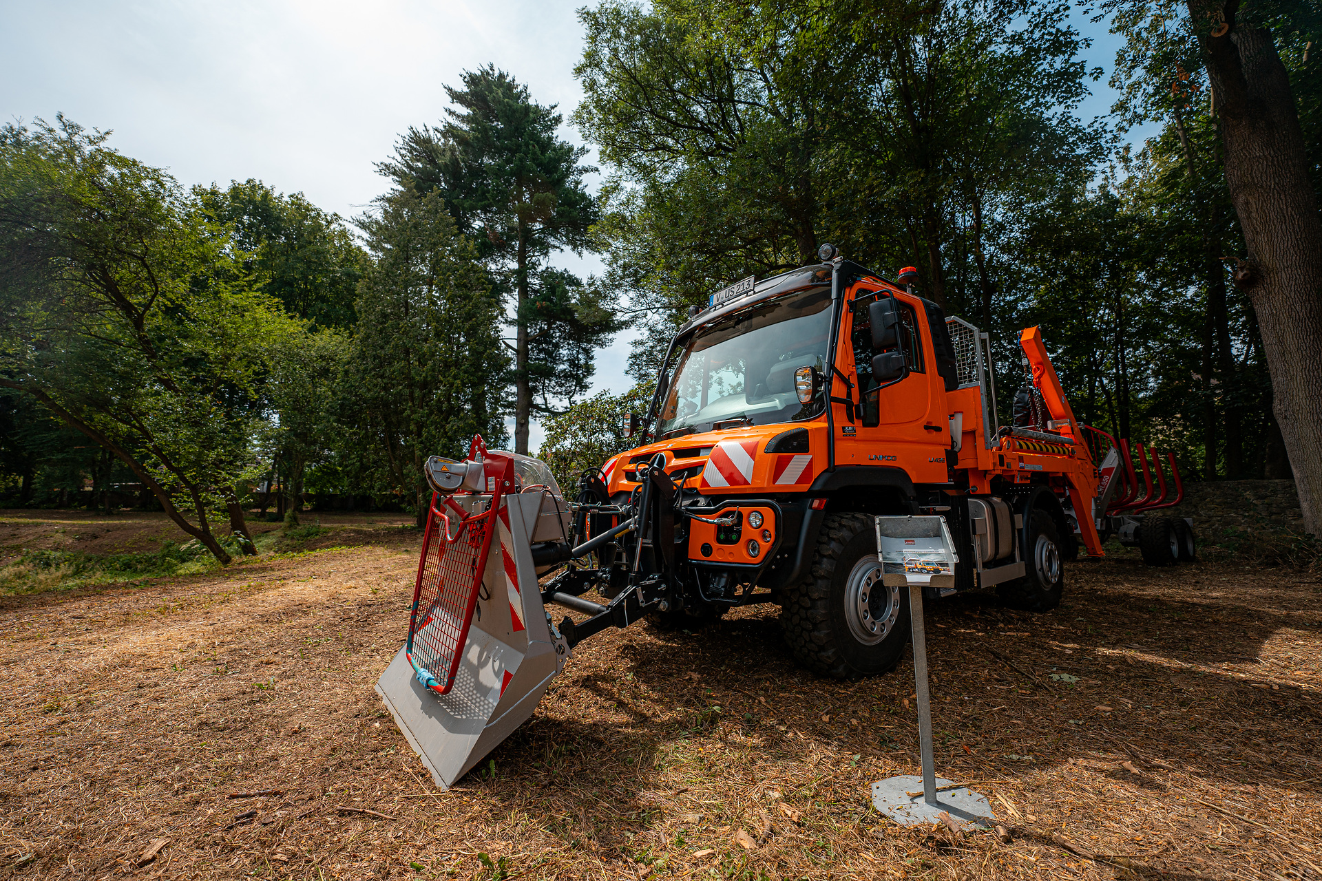 Ein starker Partner für Mercedes-Benz Unimog: KLMV Degelmann feiert 25-jähriges Bestehen Ein starker Partner für Mercedes-Benz Unimog: KLMV GmbH feiert 25-jähriges Bestehen