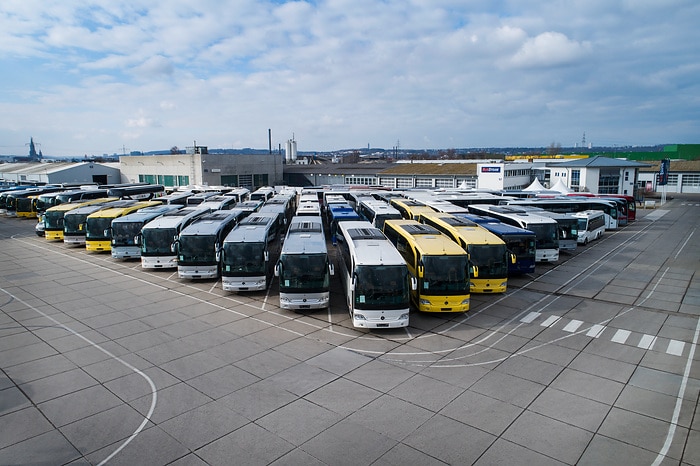 Daimler Buses auf der Messe Busworld Europe 2023 in Brüssel: Elektromobilität, Sicherheit und Nachhaltigkeit im Mittelpunkt