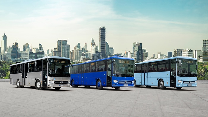 Daimler Buses auf der Messe Busworld Europe 2023 in Brüssel: Elektromobilität, Sicherheit und Nachhaltigkeit im Mittelpunkt