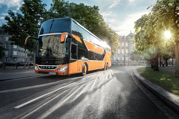 Daimler Buses auf der Messe Busworld Europe 2023 in Brüssel: Elektromobilität, Sicherheit und Nachhaltigkeit im Mittelpunkt