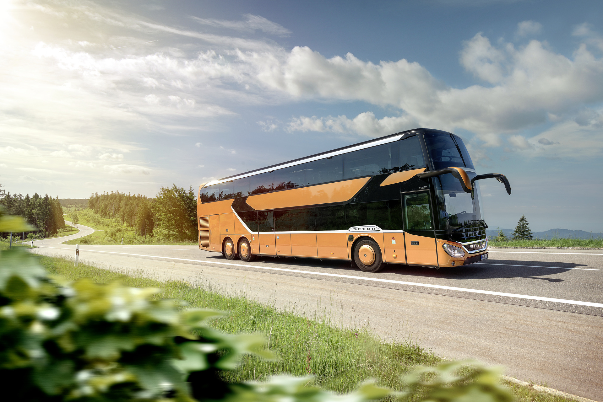 Daimler Buses auf der Messe Busworld Europe 2023 in Brüssel: Elektromobilität, Sicherheit und Nachhaltigkeit im Mittelpunkt